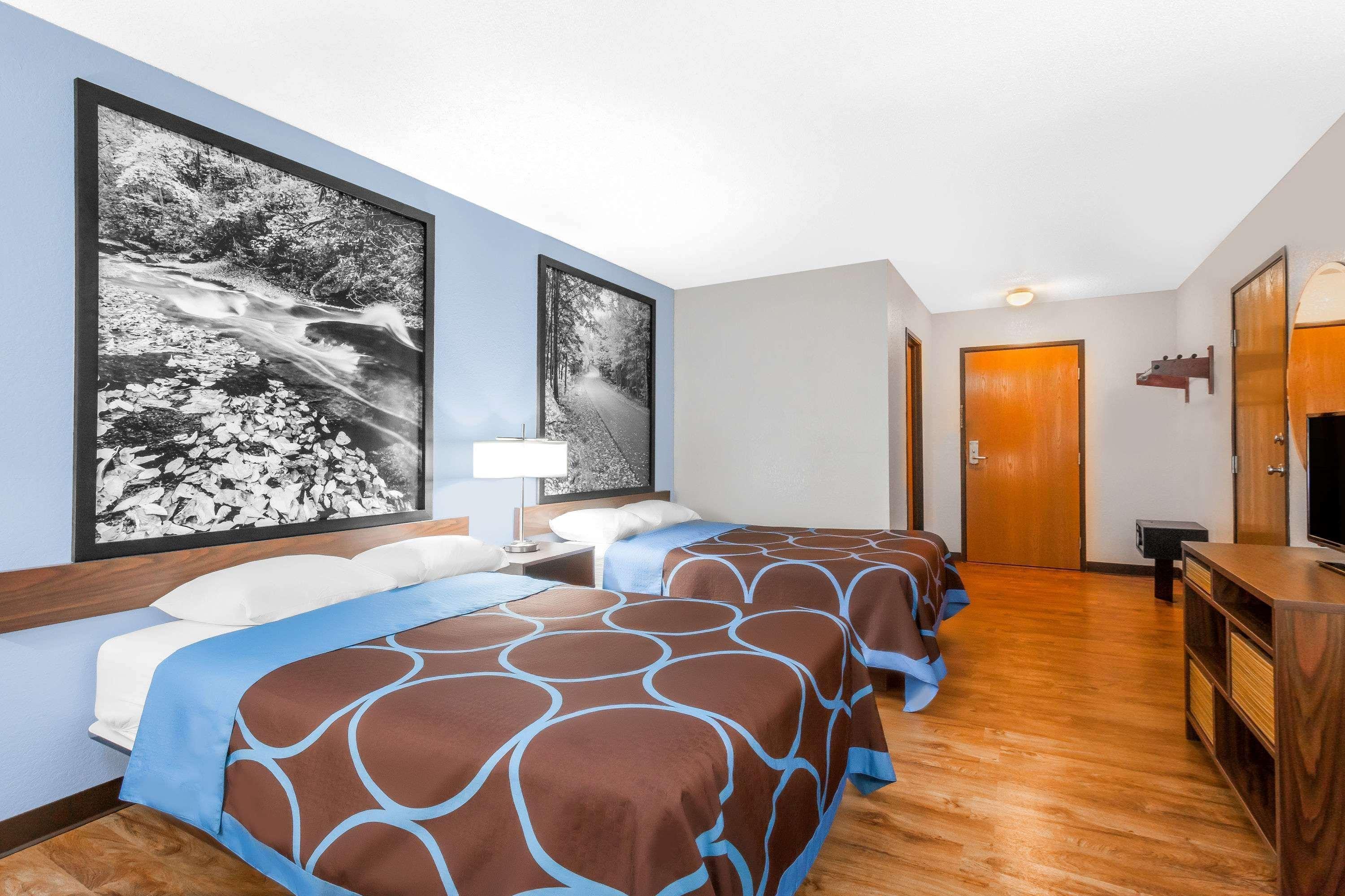 Hotel Super 8 By Wyndham Oneonta/Cooperstown Extérieur photo