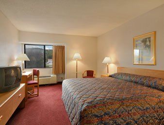 Hotel Super 8 By Wyndham Oneonta/Cooperstown Extérieur photo